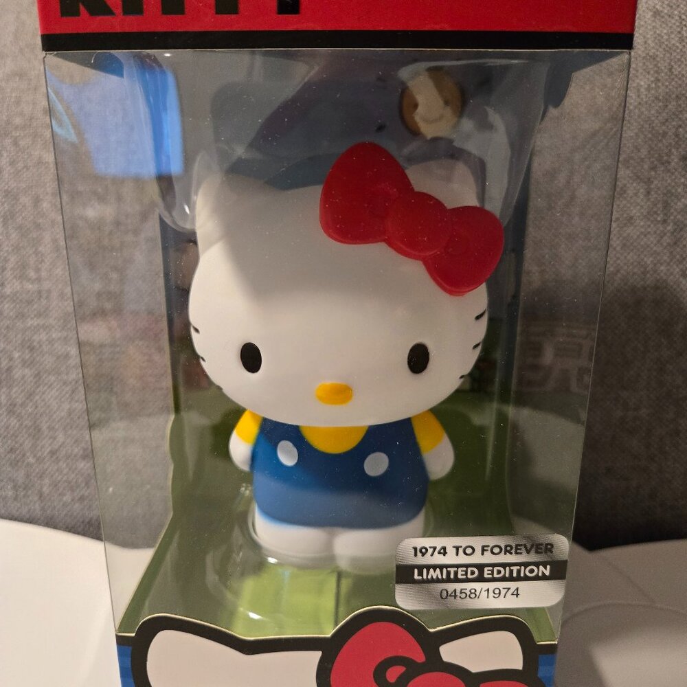 HK 1974 Limited Edition Vinyl Figure